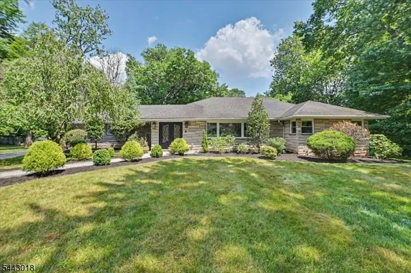 $1,250,000 | 1459 Dunn Parkway, Mountainside, NJ 07092