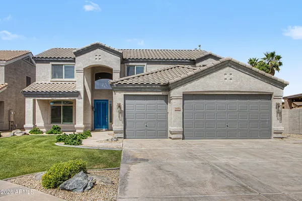 $724,900 | 620 North Pheasant Drive, Gilbert, AZ 85234