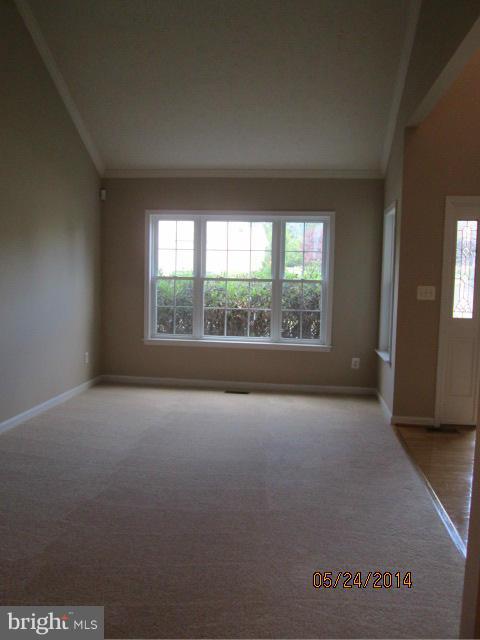 130 West Heather Road Bel Air, MD 21014 - Photo 4 of 27 Living Room