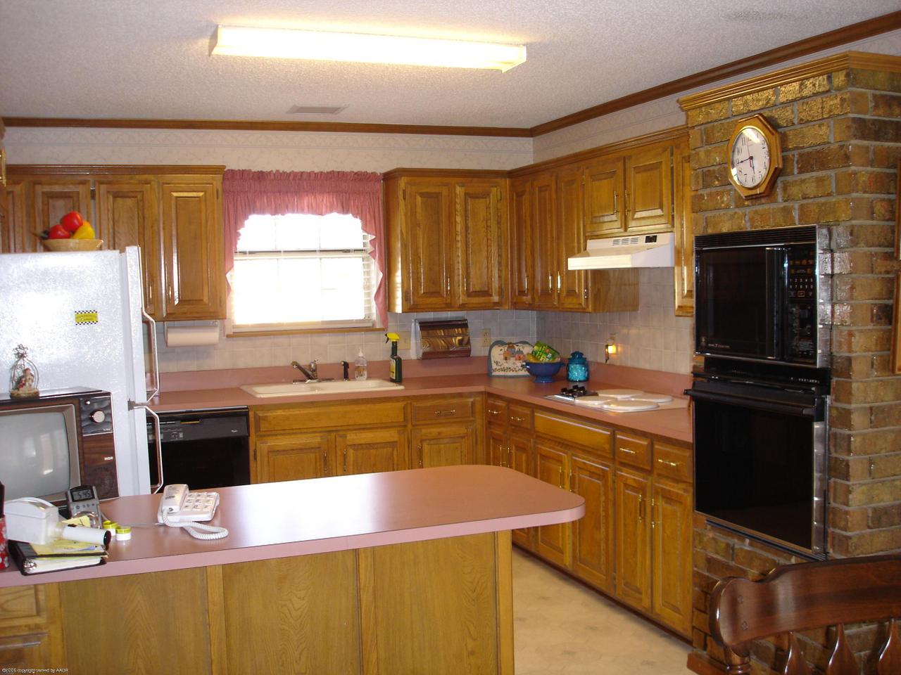 3510 Reeder Drive Amarillo, TX 79119 - Photo 5 of 10 Kitchen