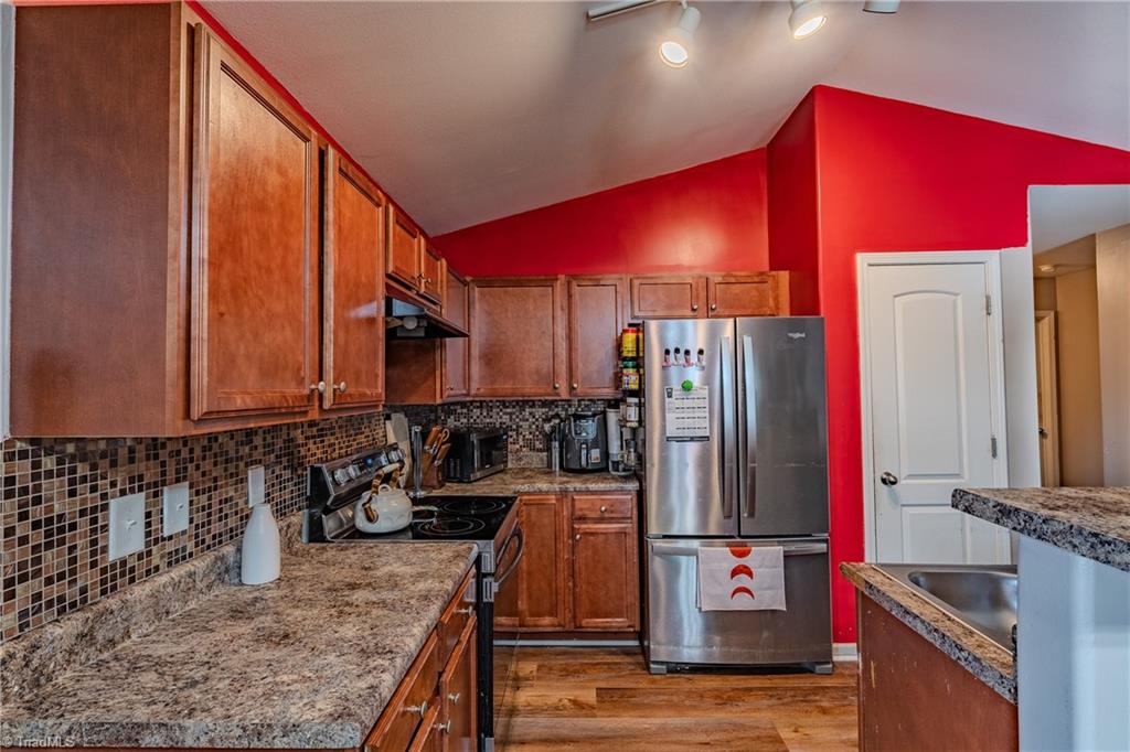 785 Runningbrook Lane Rural Hall, NC 27045 - Photo 8 of 27