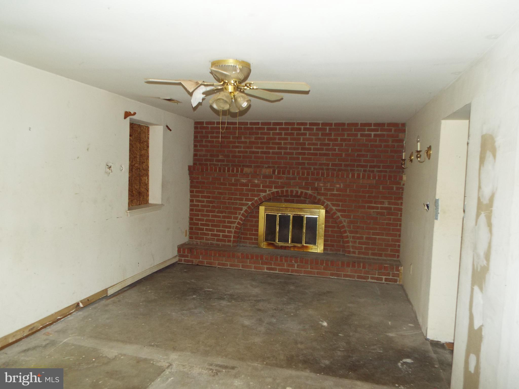 16310 Manning Road West Accokeek, MD 20607 - Photo 3 of 15
