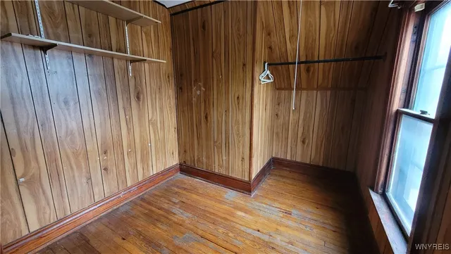 $1,000 | 325 Box Avenue, Buffalo, NY 14211