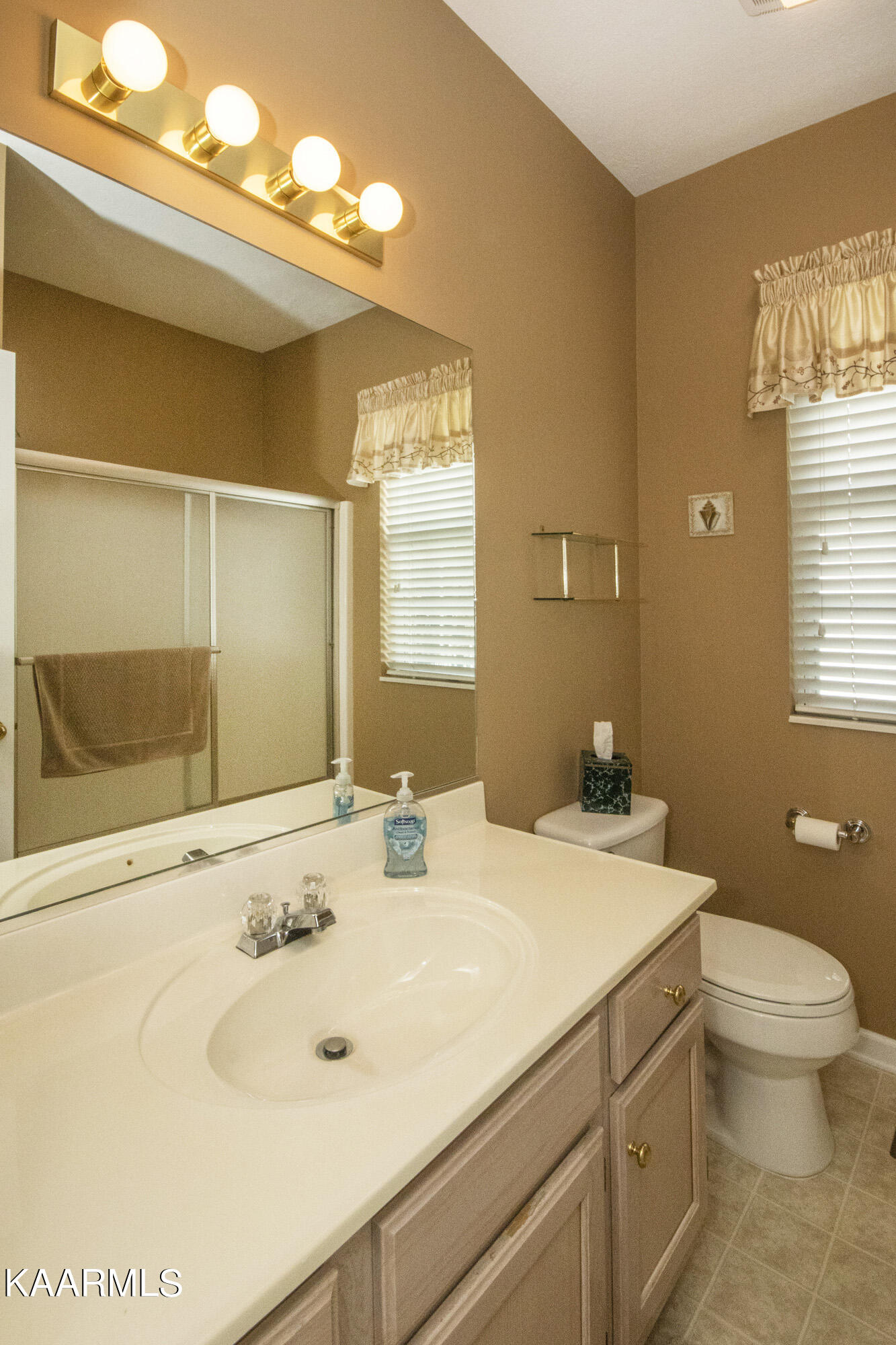 1214 Vale View Road Knoxville, TN 37922 - Photo 26 of 34 V19A3518