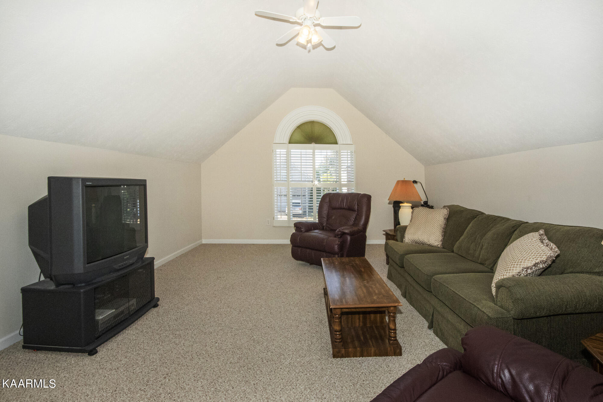 1214 Vale View Road Knoxville, TN 37922 - Photo 29 of 34 V19A3524