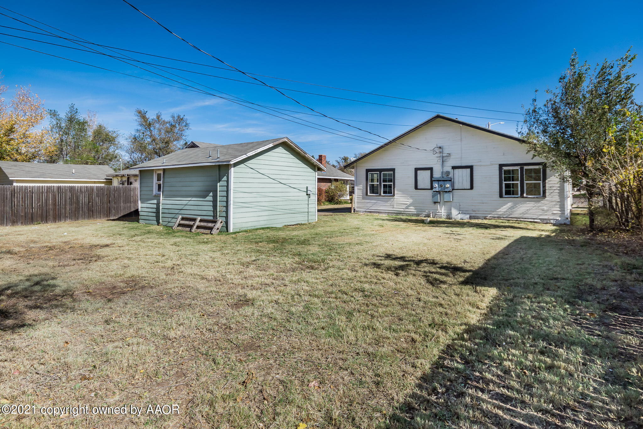 1104 South Western Street Amarillo, TX 79106 - Photo 27 of 29 a view of a house with a yard
