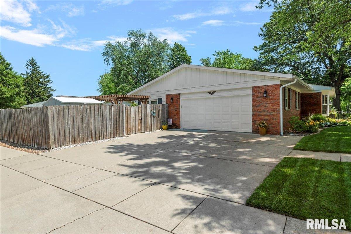 2605 Churchill Road Springfield, IL 62702 - Photo 34 of 41
