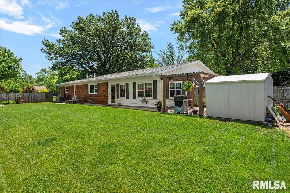2605 Churchill Road Springfield, IL 62702 - Photo 35 of 41