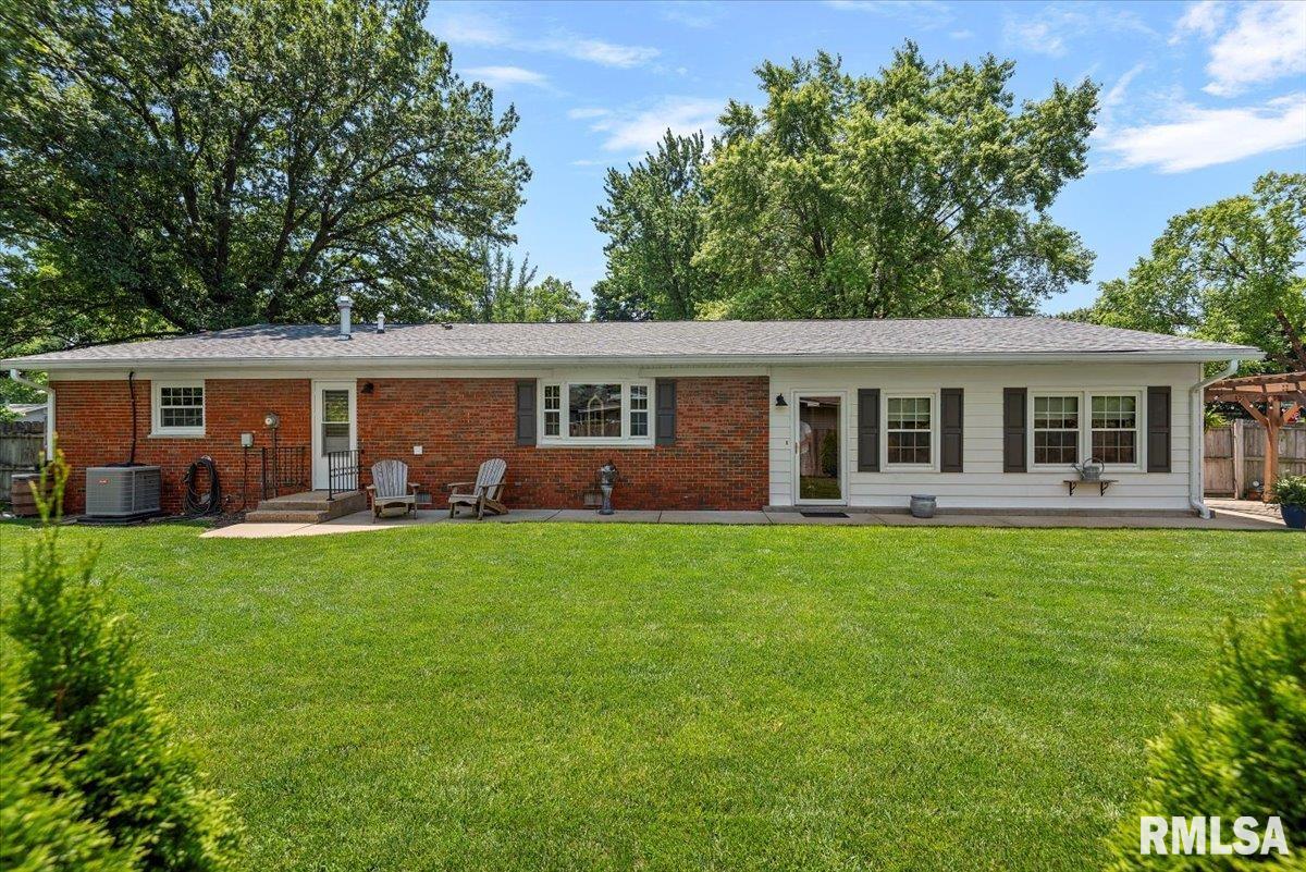 2605 Churchill Road Springfield, IL 62702 - Photo 36 of 41
