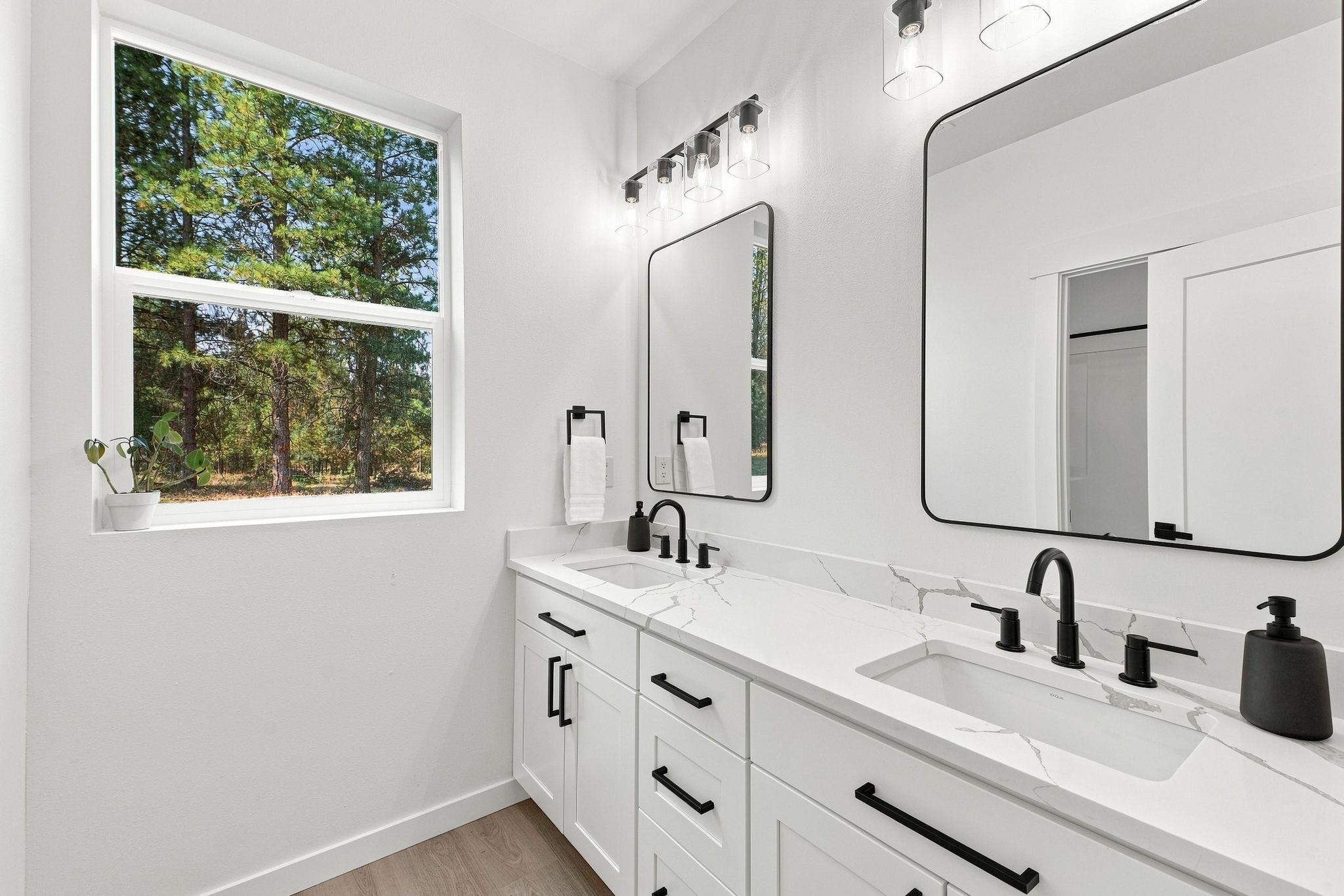 28230 North Hardesty Road Chattaroy, WA 99003 - Photo 23 of 39 Gallery Image 23