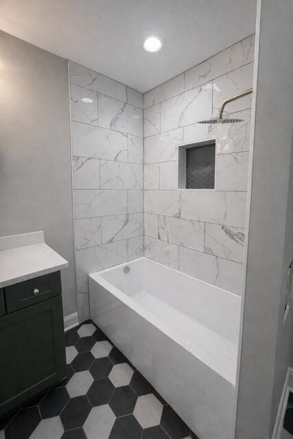 174 Shellmound Road Jasper, TN 37347 - Photo 14 of 16 Guest Bathroom