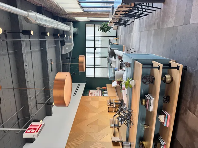 $2,145 | 4000 West Diversey Avenue, Unit 517, Chicago, IL 60639