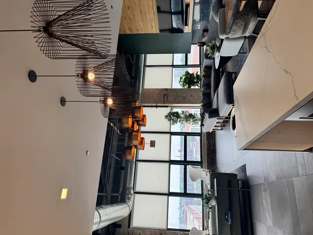 $2,145 | 4000 West Diversey Avenue, Unit 517, Chicago, IL 60639