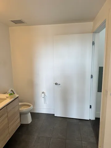 $2,145 | 4000 West Diversey Avenue, Unit 517, Chicago, IL 60639