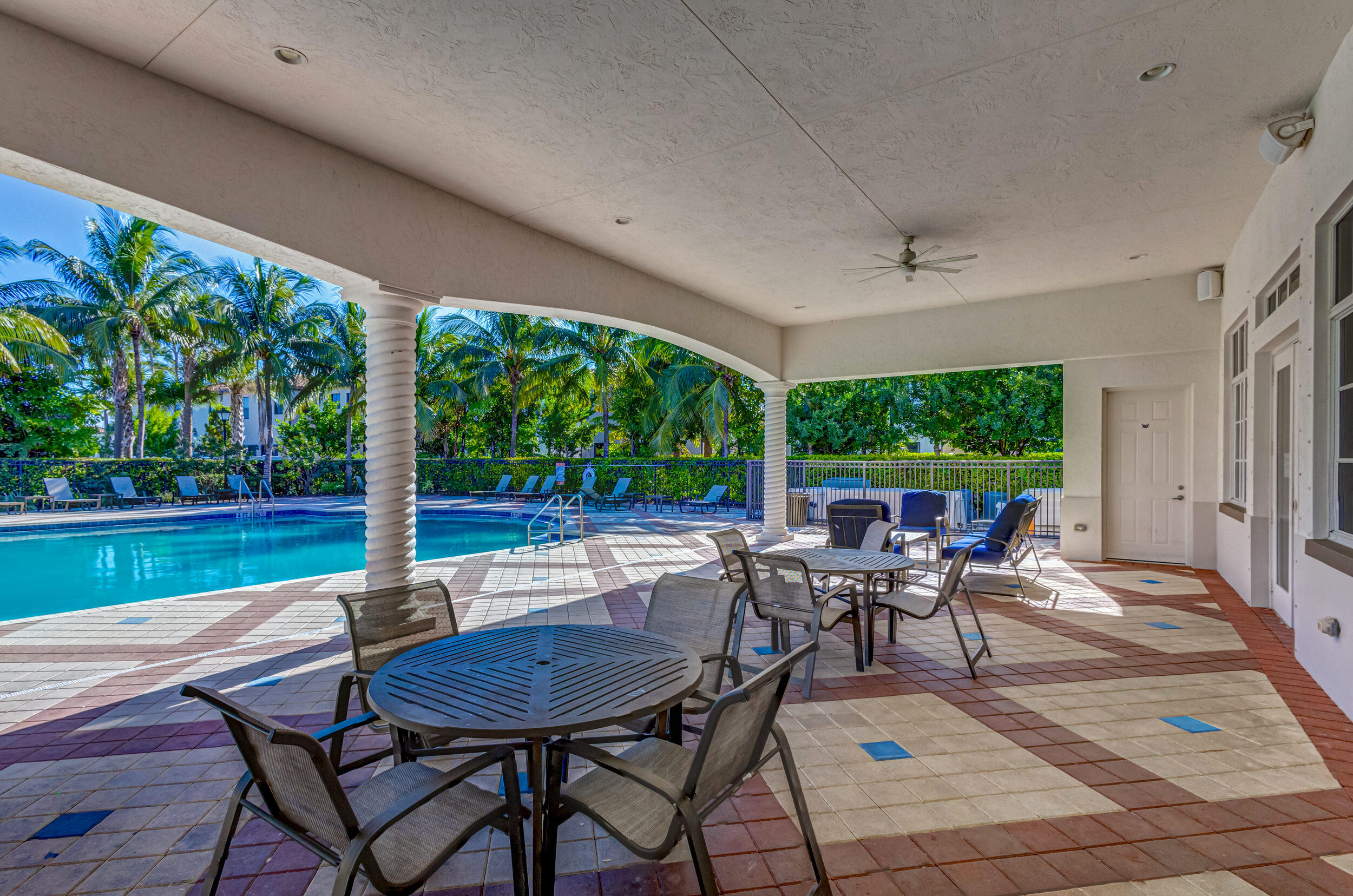 4015 Screw Pne Cove Riviera Beach, FL 33410 - Photo 41 of 44 10_arbor parc (8)