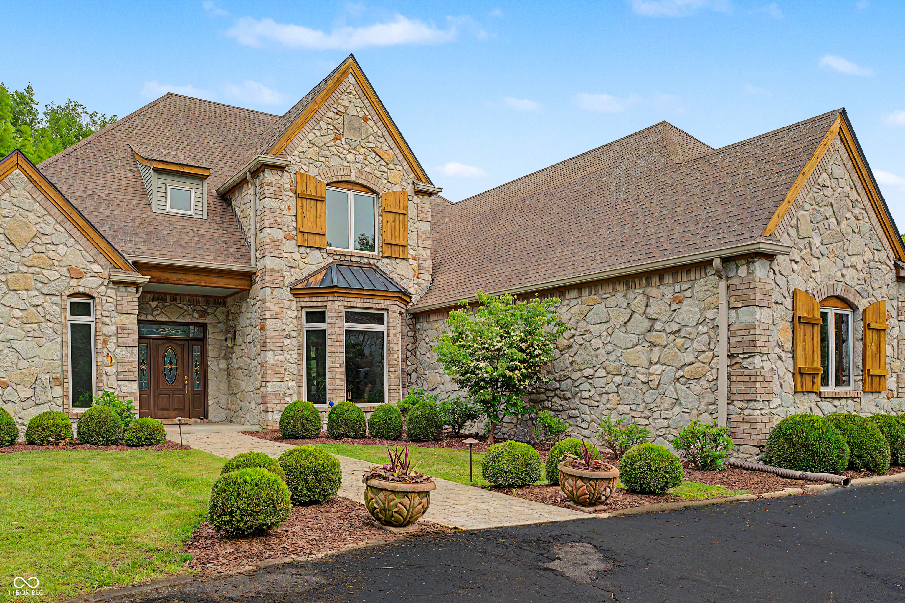 12980 West Mt Healthy Road Columbus, IN 47201 - Photo 4 of 123