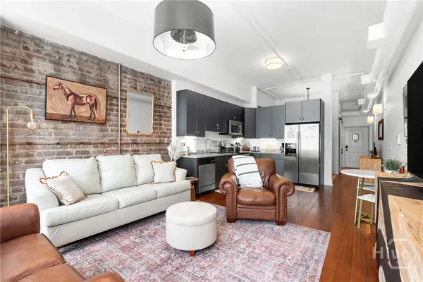 $485,000 | 310 West Broughton Street, Unit 2011, Savannah, GA 31401