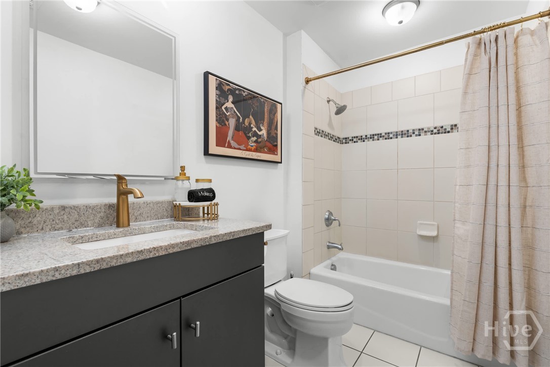 310 West Broughton Street, Unit 2011 Savannah, GA 31401 - Photo 5 of 12