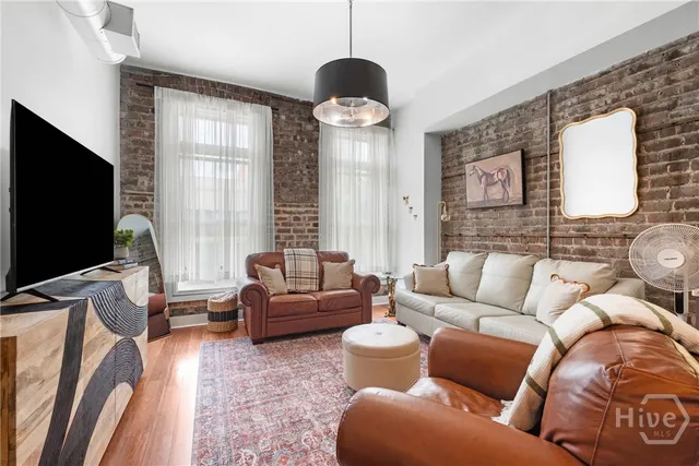 $485,000 | 310 West Broughton Street, Unit 2011, Savannah, GA 31401