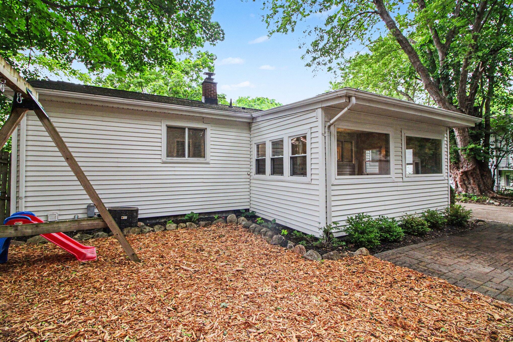 2727 Hampshire Road Ann Arbor, MI 48104 - Photo 37 of 46 37 - 2727 Hampshire