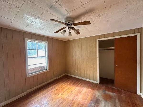 $84,000 | 5690 Sunlight Road, Malone, FL 32445