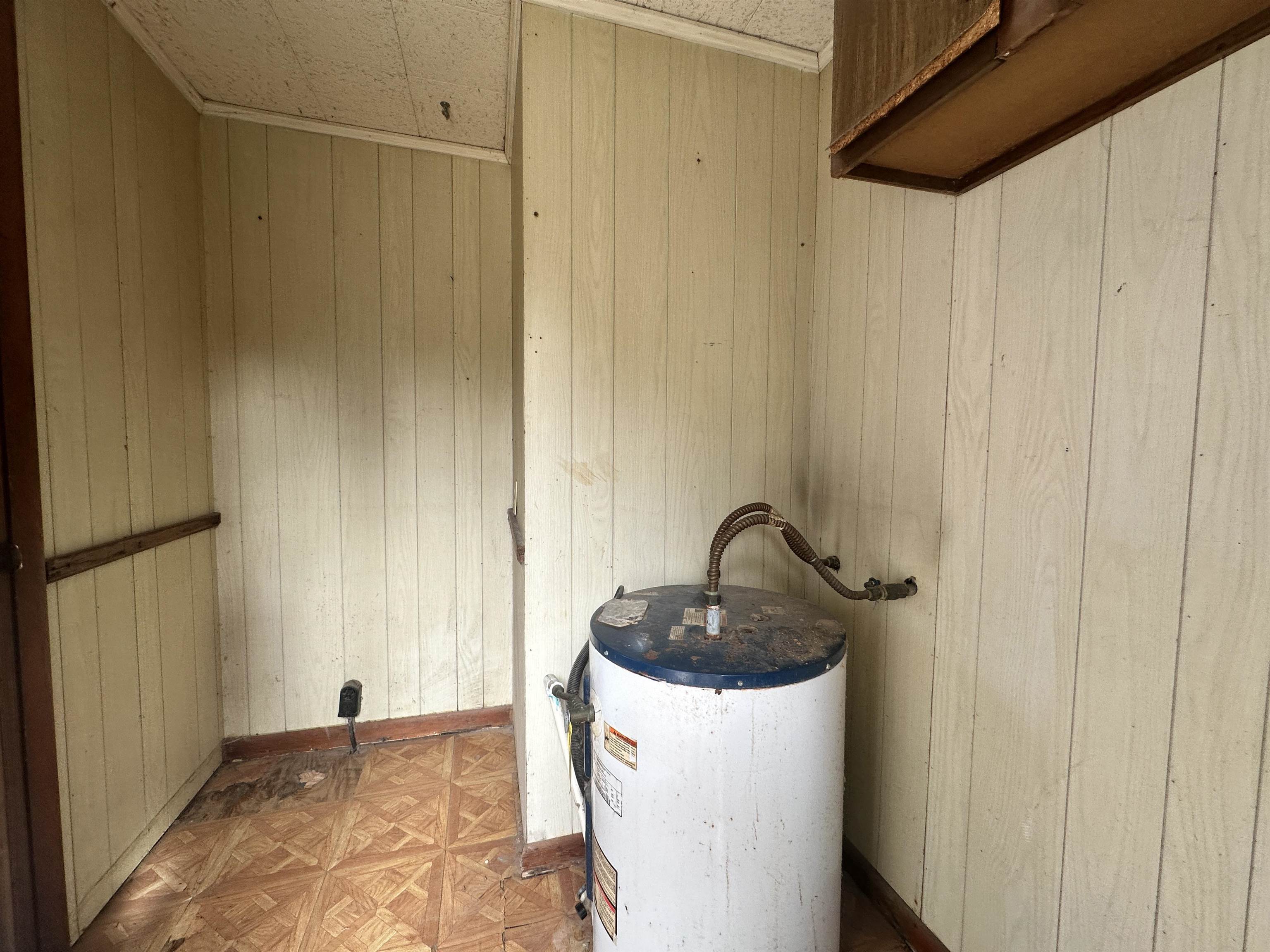 5690 Sunlight Road Malone, FL 32445 - Photo 14 of 20