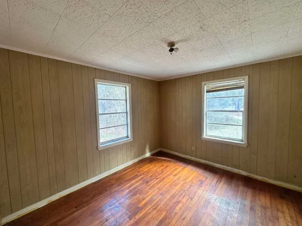 $84,000 | 5690 Sunlight Road, Malone, FL 32445