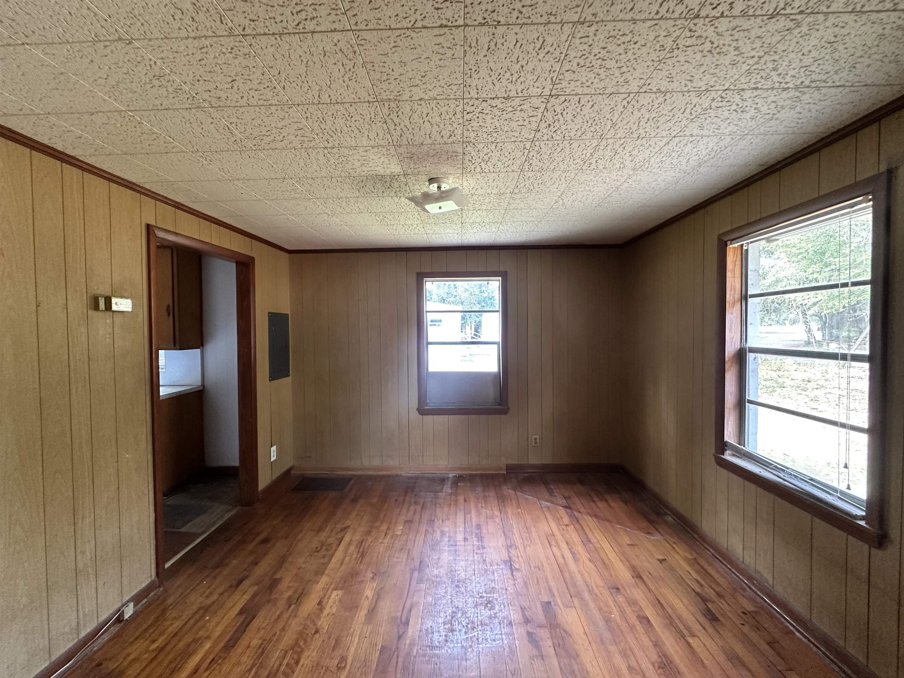 5690 Sunlight Road Malone, FL 32445 - Photo 3 of 20