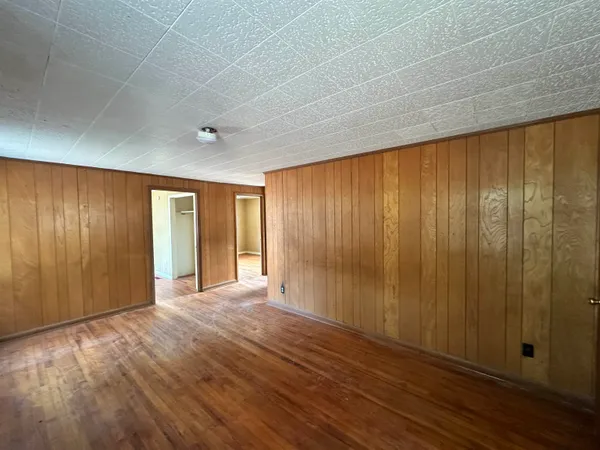 $84,000 | 5690 Sunlight Road, Malone, FL 32445