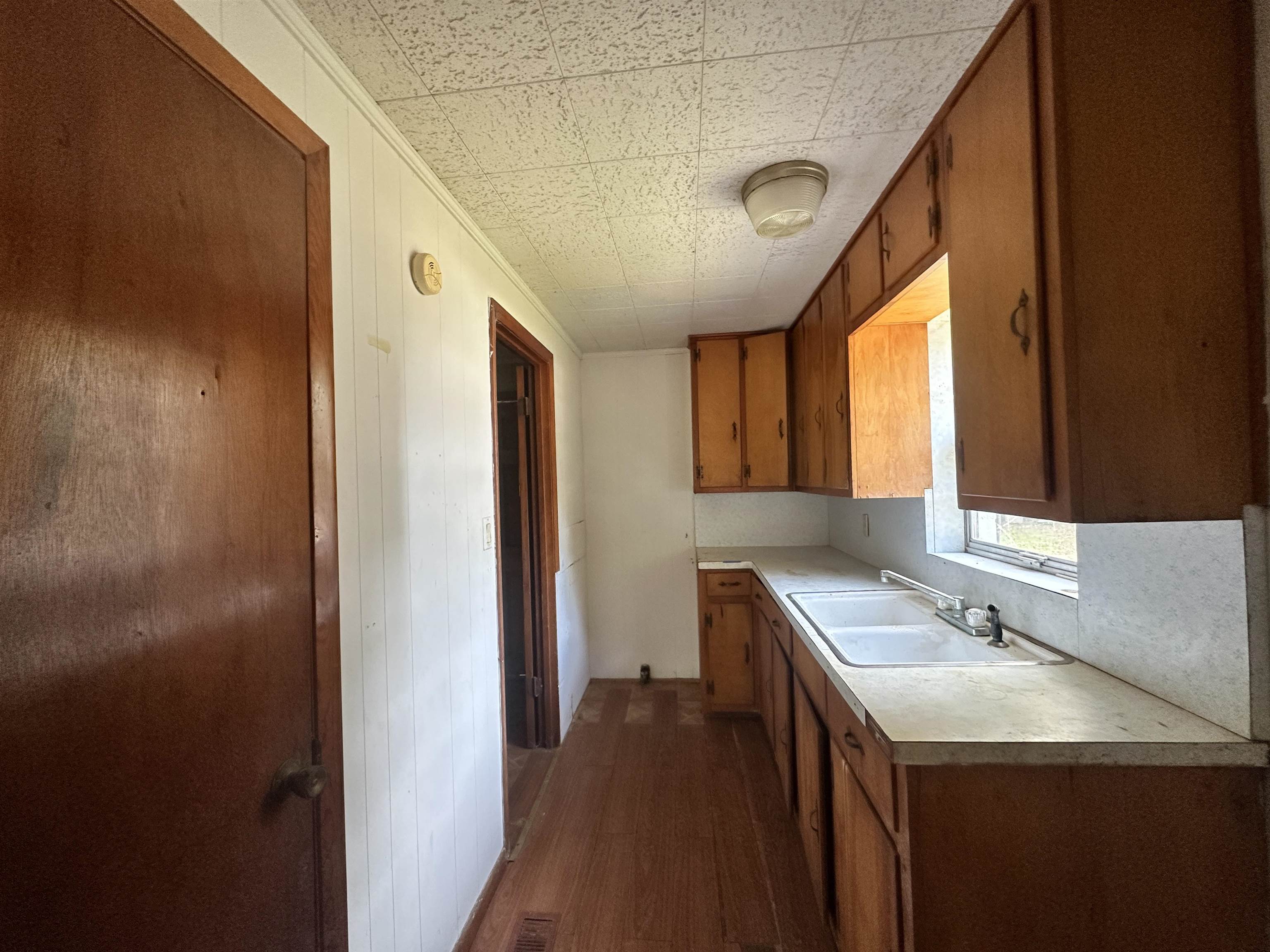 5690 Sunlight Road Malone, FL 32445 - Photo 5 of 20