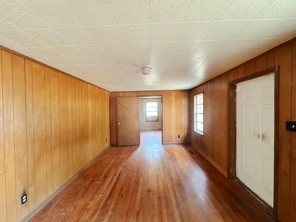 $84,000 | 5690 Sunlight Road, Malone, FL 32445