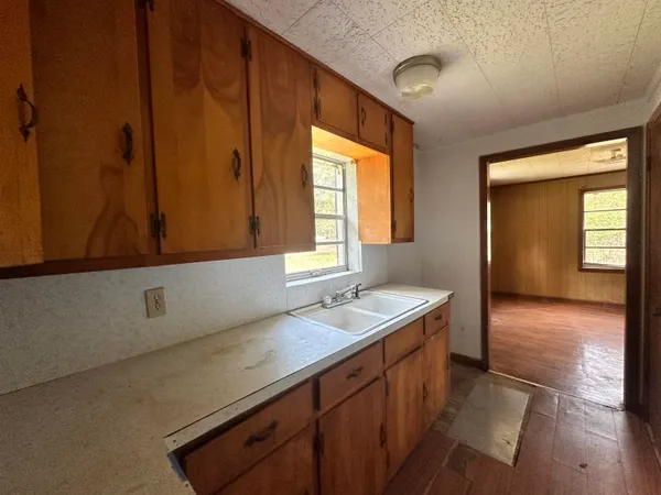 $84,000 | 5690 Sunlight Road, Malone, FL 32445