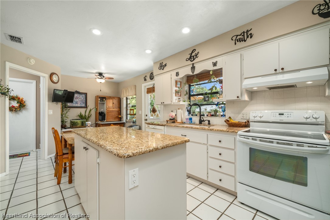 2566 North Labelle Road Avon Park, FL 33825 - Photo 6 of 47 Gallery Image 6