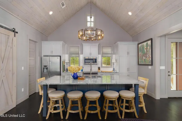 $824,900 | 49 Big Bay Boulevard, Lumberton, MS 39455