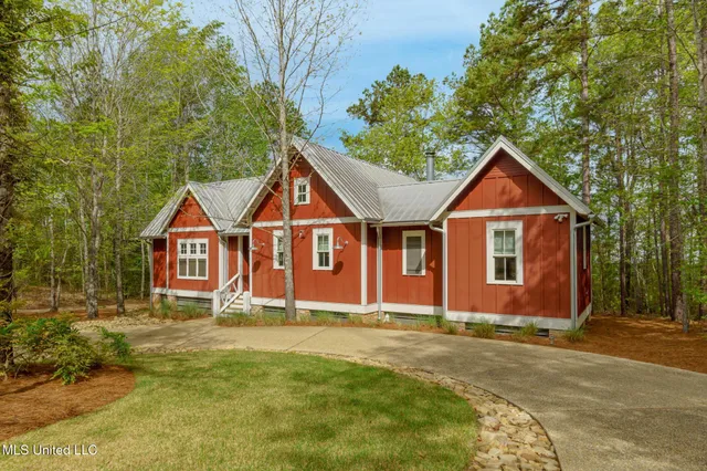 $824,900 | 49 Big Bay Boulevard, Lumberton, MS 39455