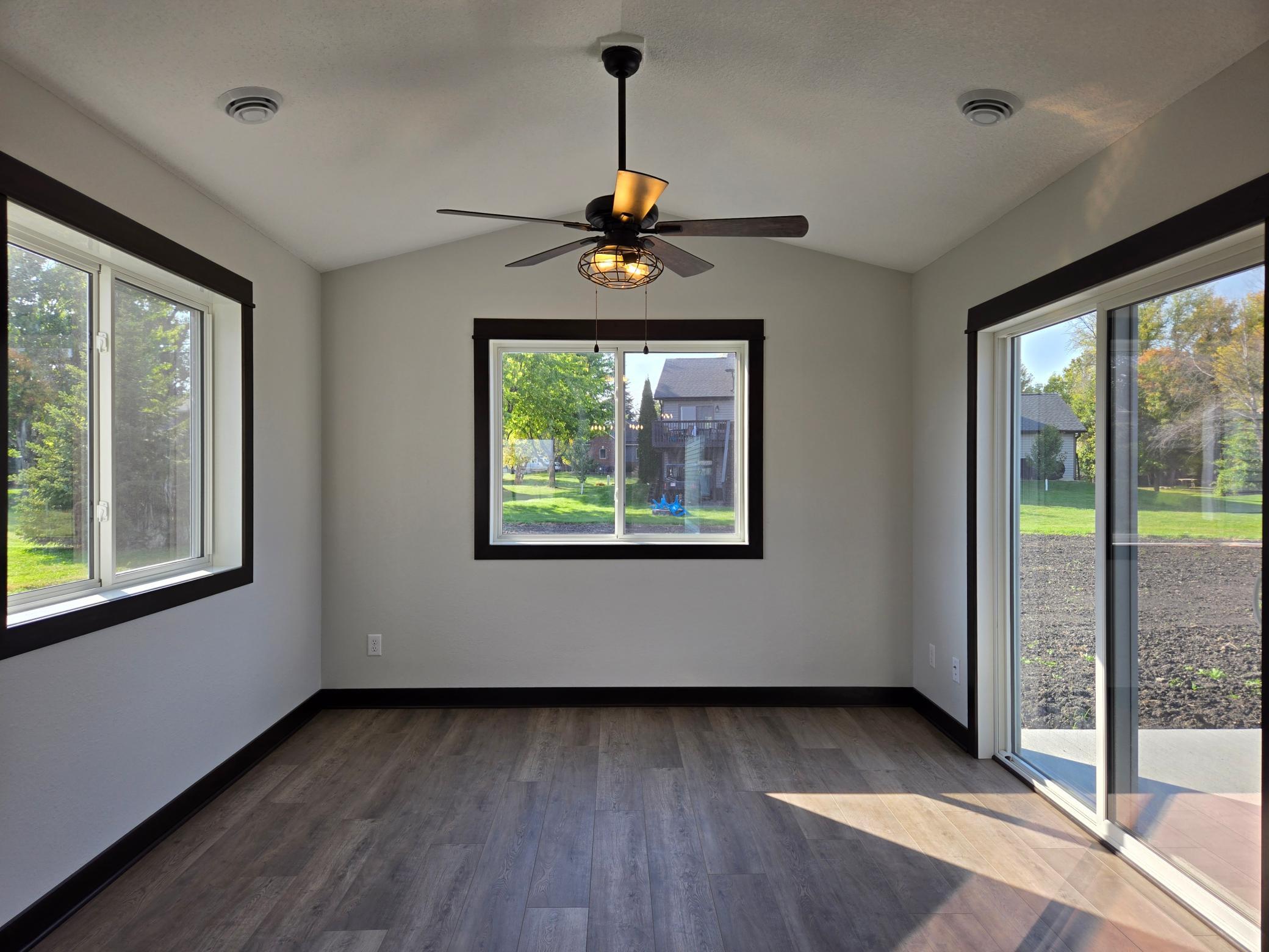 206 Barony Road Le Sueur, MN 56058 - Photo 5 of 15