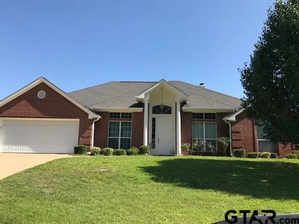$2,400 | 3118 Oak Bend, Tyler, TX 75707