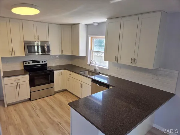 $199,900 | 2932 Godfrey Street, Belleville, IL 62226