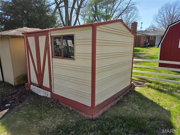 $199,900 | 2932 Godfrey Street, Belleville, IL 62226