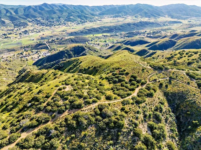 $1,000,000 | 48725 Shallow Springs Road, Palmdale, CA 93551