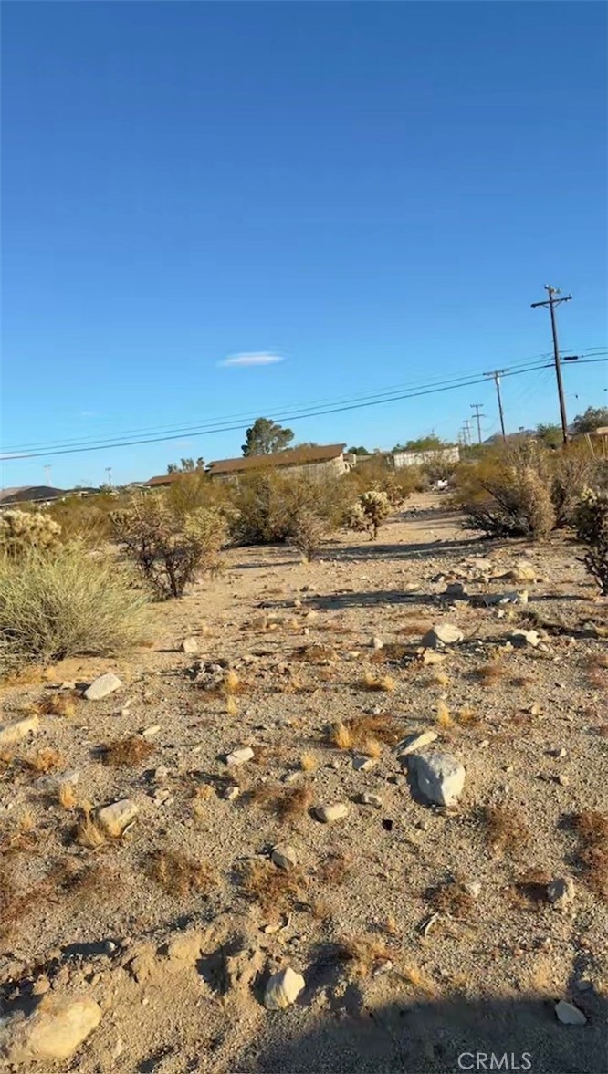 2 Baseline Road Twentynine Palms, CA 92277 - Photo 3 of 8