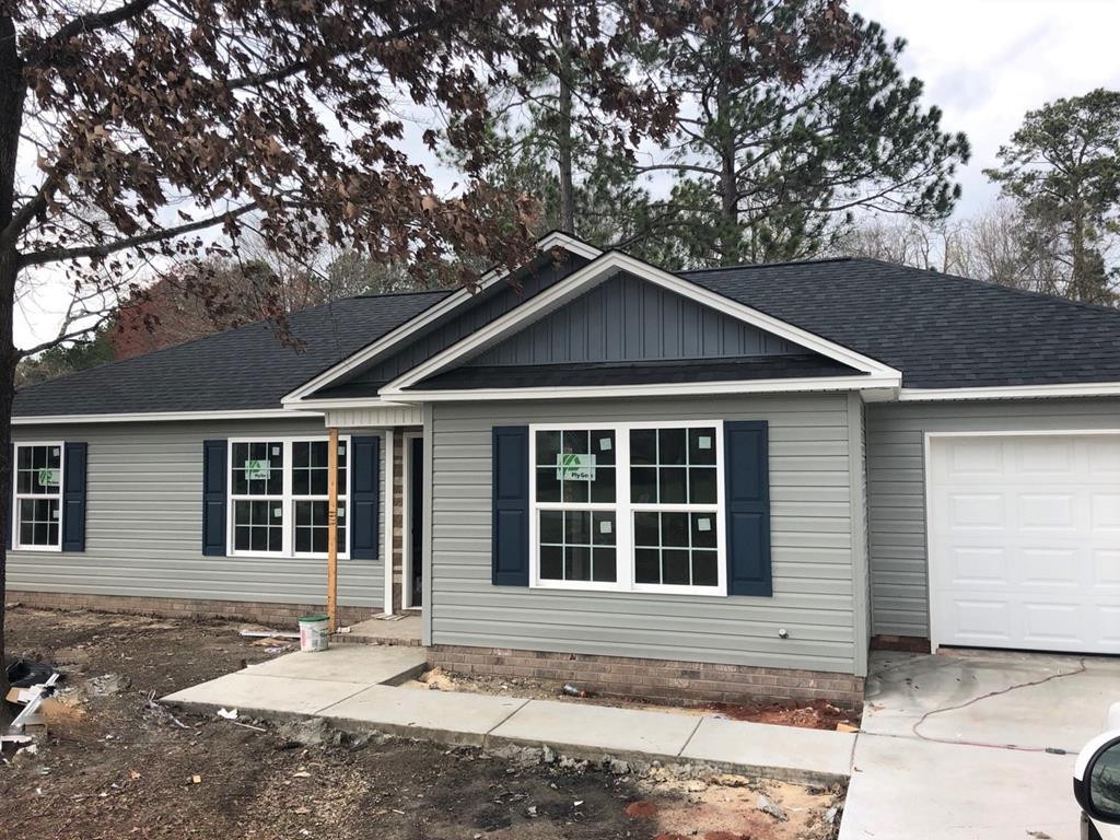 5015 Queen Chapel Road Dalzell, SC 29040 - Photo 1 of 1 Gallery Image 1