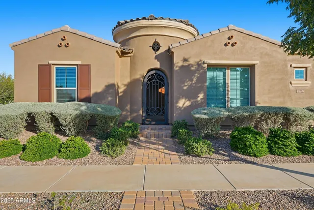 $995,000 | 10702 East Lumiere Avenue, Mesa, AZ 85212
