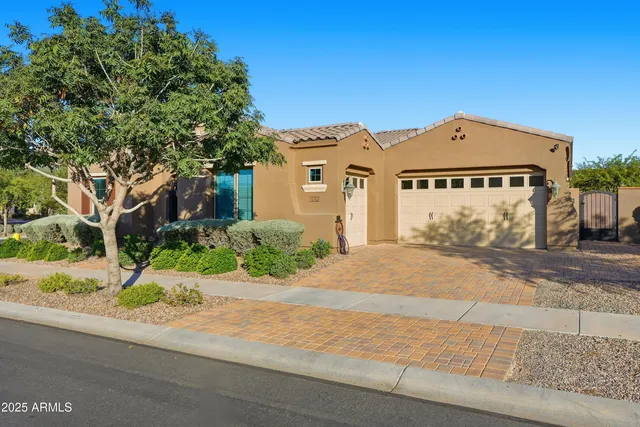$995,000 | 10702 East Lumiere Avenue, Mesa, AZ 85212