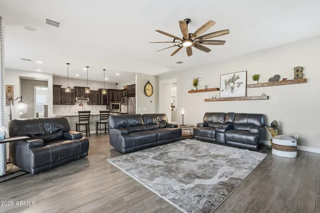 $995,000 | 10702 East Lumiere Avenue, Mesa, AZ 85212