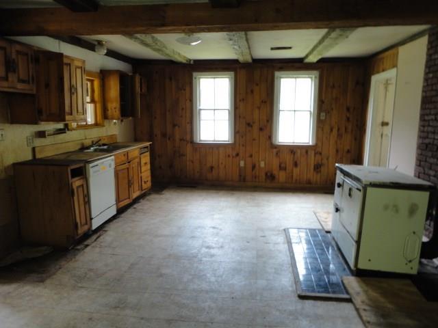 1090 South Clary Road Jefferson, ME 04348 - Photo 7 of 19 Photo