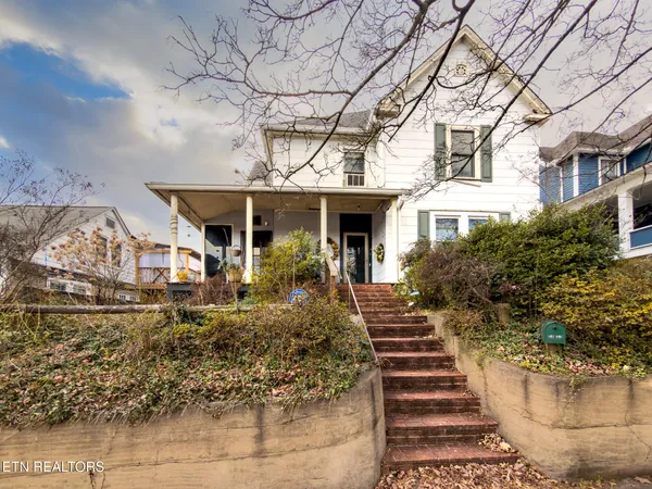 $279,000 | 202 North B Street, Lenoir City, TN 37771