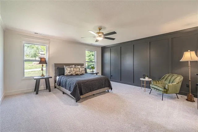 $585,000 | 7044 Glenn Lane, Parkville, MO 64152