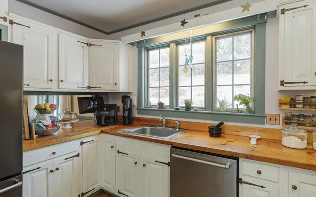 $450,000 | 658 Main Street, Marlborough, NH 03455