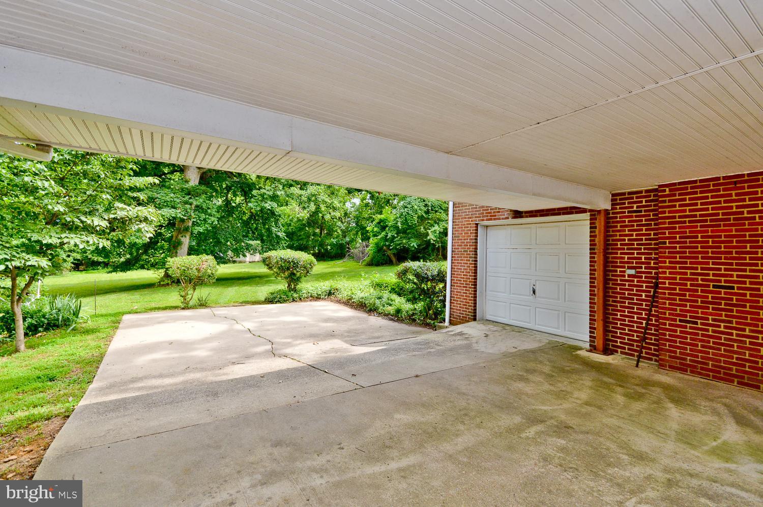 11420 Fort Washington Road Fort Washington, MD 20744 - Photo 4 of 45 Carport